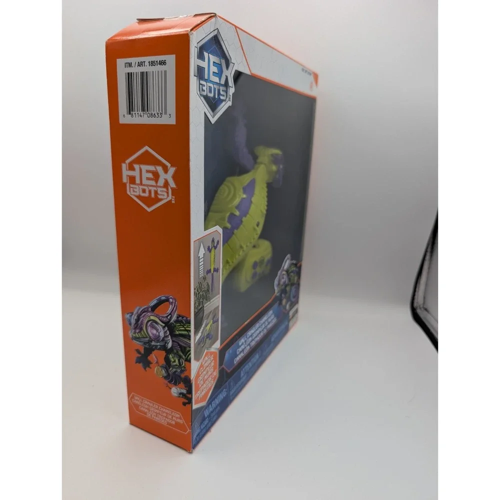 Hex Bots Remote Control Wall Crawler/Climber Glows In The Dark Chameleon NIB
